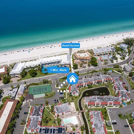 Runaway Bay 201 - New Vacation Rental Fully Refurbished 2018